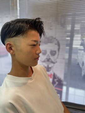 バーバーサトウ(BARBER SATO) サイドパートスタイル