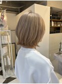 ヘーゼルベージュ／レイヤーボブ