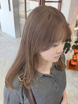 ソピ バイ インビテーション(sopi by invitation) ホワイトグレージュ/ミルクティーベージュRINA