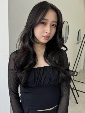 リス バイ ソヨン(Lis by SOYON) フェイスレイヤー×ヨシンモリ