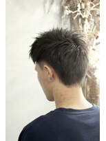 ミッドシー(mid-c)&nbsp;横顔カッコいいツーブロックショートト［メンズカット眉カット］