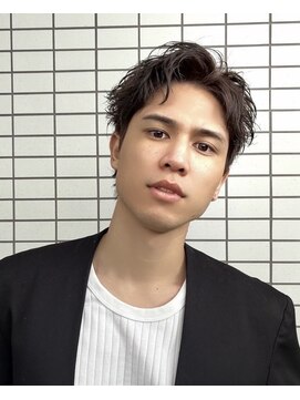 ノッツ(KNOTS) 職場で好印象!前髪かき上げ無造作ヘア