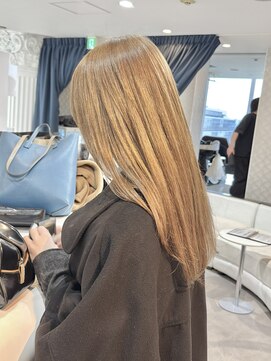 エアー 青山(AIR) ミルクティーベージュヘーゼルベージュレイヤーカット