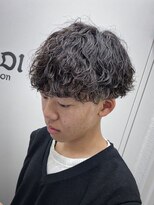 men's salon Gaudi 西宮北口店【メンズサロン ガウディ】【4月3日OPEN（予定）】&nbsp;メンズ刈り上げツーブロックマッシュ×波巻きツイストスパイラル