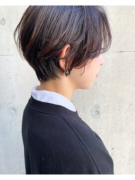 ヒガサ(HIGASA) すっきりとしたショート