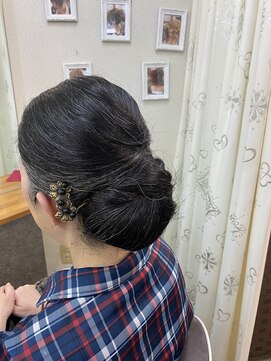 ヘアーステージブルーム(HAIR STAGE BLOOM) シニオンスタイル