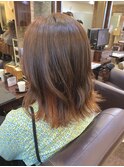 コーラルオレンジュのインナーカラーで春っぽ激かわミディ♪