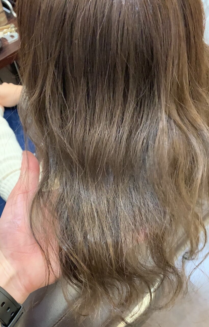 アルティストカラーでミルクティーベージュ【chara池袋】：L113193268