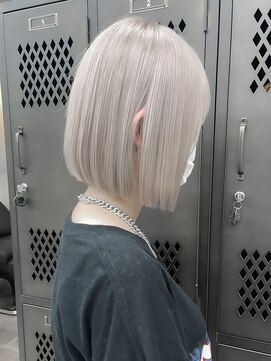 ギークス(GEEKS) 【GEEKS渋谷】ホワイトミルクティー/透明感/ハイトーンカラー