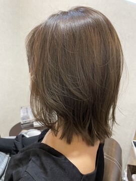 レナトゥスルッソ(Renatus Lusso) ベージュ系カラー【新越谷/南越谷/髪質改善/半個室サロン】