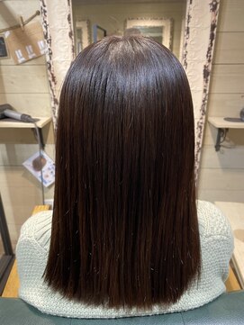 リラ バイ クオーレ(LIRA by CUORE) 髪質改善ストレート