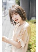 暗髪×束感ショート×シースルーバング×フレンチガーリー