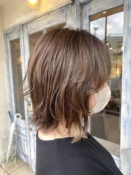 エイミーバイアフロート(amie by afloat) * 大人の魅力を引き出す☆くびれレイヤー