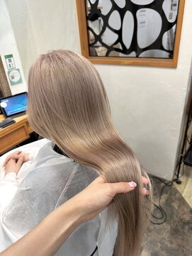 ロア 福岡天神本店(LORE) ハイトーングレージュ◎natsu