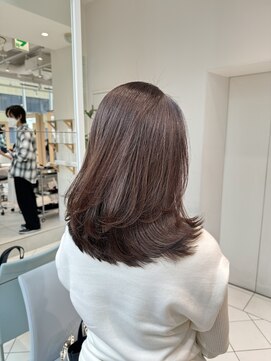 ザックギンザ(ZACC ginza) シアーブラウン/ブリーチなし/ワンカールレイヤー/ミディアム