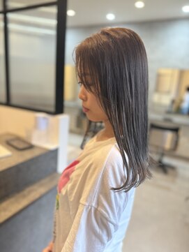 ユーン(Yuunn) アッシュ