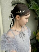 ヒャッカ(hyakka)&nbsp;お団子×三つ編み　リボンのツインアレンジ！