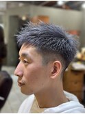 大人男子に人気！束感ショート×フェード×シルバーグレー