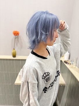 キオク(KIOX) アイスブルーにウルフカット