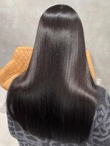 シャルムバイケンジ(Charm.by KENJE)&nbsp;銀座髪質改善レイヤーカット白髪ぼかしハイライト縮毛矯正有楽町