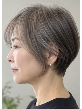 タヤ 府中店(TAYA) 白髪ぼかしハイライトでつくる大人ショート
