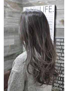 ノーム 横浜(NORM) Norm横浜バレイヤージュ×グレージュカラー☆