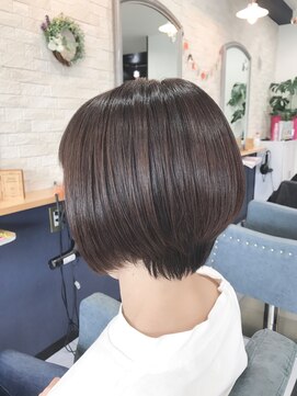 リースヘアーアート(LLIEHTH HAIR ART) グラデーションボブ