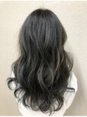 ダークグレージュ
