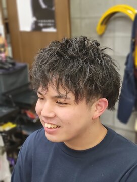 コダマ 石神井店(KODAMA) ツイストスパイラル　ツーブロック　マッシュ　メンズスタイル