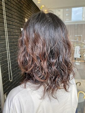 リベア トウキョウ 東大島店(Rever Tokyo) ウェーブ/テラコッタ/ミニウルフ/ミルクティー[東大島/東大島駅]