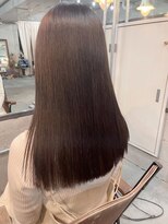リベルテ銀座20代 ピンクブラウン×サイエンスアクア