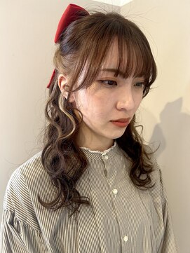 エイム(AIM) 波巻きハーフアップ