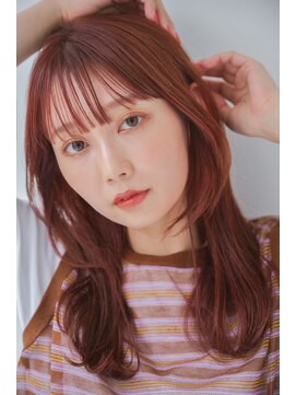 フルールバイリトル 新宿(FLEUR by little) 小顔レイヤー×ピンクベージュでトレンドヘア