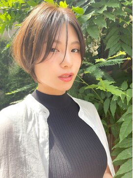 ネイロ 日本橋(NeiRo) 小顔ショートボブハイライトカラー大人ショートカット白髪ぼかし