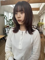 ヘイデイズ(HEY DAYS)&nbsp;くびれミディアムウルフレイヤー伸ばしかけ韓国風顔まわり小顔