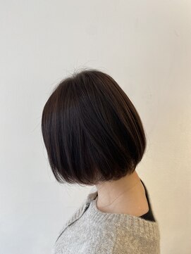 ジジバイモップス(jiji byMOPS) 重めショートボブ