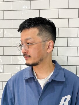 ミスターマウントロックバーバーショップ(MR.MT.ROCK BARBER SHOP) クロップスタイル