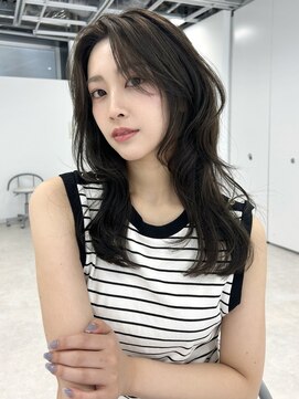 ユーフォリア 渋谷グランデ(Euphoria SHIBUYA GRANDE) レイヤーカット 顔まわりカット オリーブグレージュ