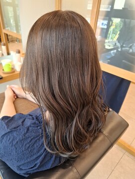  リュクスバトーバイトリコ 船橋南口店(Luxe BATEAU by tricot) アッシュグレージュ