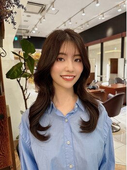 30代からの髪のお悩み解決。季節の変化に合わせた頭皮ケアで、美しい髪を育み、毎日のスタイリングを楽に◎