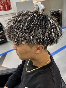 ダズルヘアラッシュ(DAZZLE hair RUSH) 名古屋ホワイトメッシュパーマブリーチツイストスパイラルパーマ