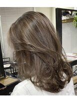 アルカナ 明治神宮前原宿(ARCANA) バレイヤージュ ハイライト デザインカラー