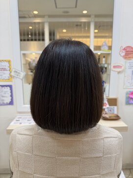 ユニティ 戸塚店 癖毛も収まる丸み大人ボブ【戸塚/髪質改善/白髪染め】