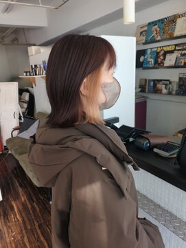 ティティーサッポロ(tity sapporo) ボブスタイルでインナーカラー
