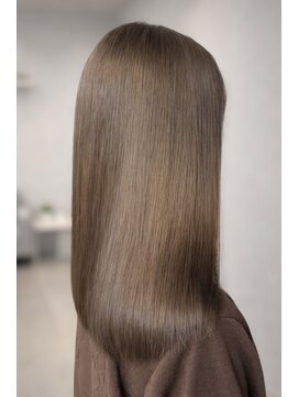 コタ 水戸(COHTA) レイヤーカットミルクティーベージュブリーチなしダブルカラー