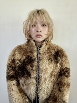 ヒビヲ 天神警固(HIBIO) レイヤーカットケアブリーチダブルカラーミルクティーベージュ