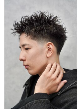 クロムトウキョウ ザ バーバー ネオン 新宿店(CHROM TOKYO the Barber ne/on)の写真/ライフスタイルを考えてご提案!デザイン性が高くトレンドも意識したカット技術で毎朝のセットも楽に。