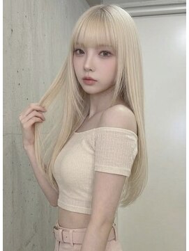 ランテルディ 渋谷(LANTERDIT) ブロンドベージュ　ダブルカラー　ホワイトベージュぱっつん前髪