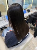 ケンジ 平塚 アネッタ(KENJE annetta)&nbsp;艶髪ストレート　髪質改善カラー　髪質改善トリートメント