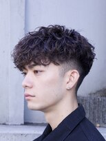 フィフス 渋谷(fifth)&nbsp;渋谷スペインカールメンズパーマフリンジカットテーパーフェード